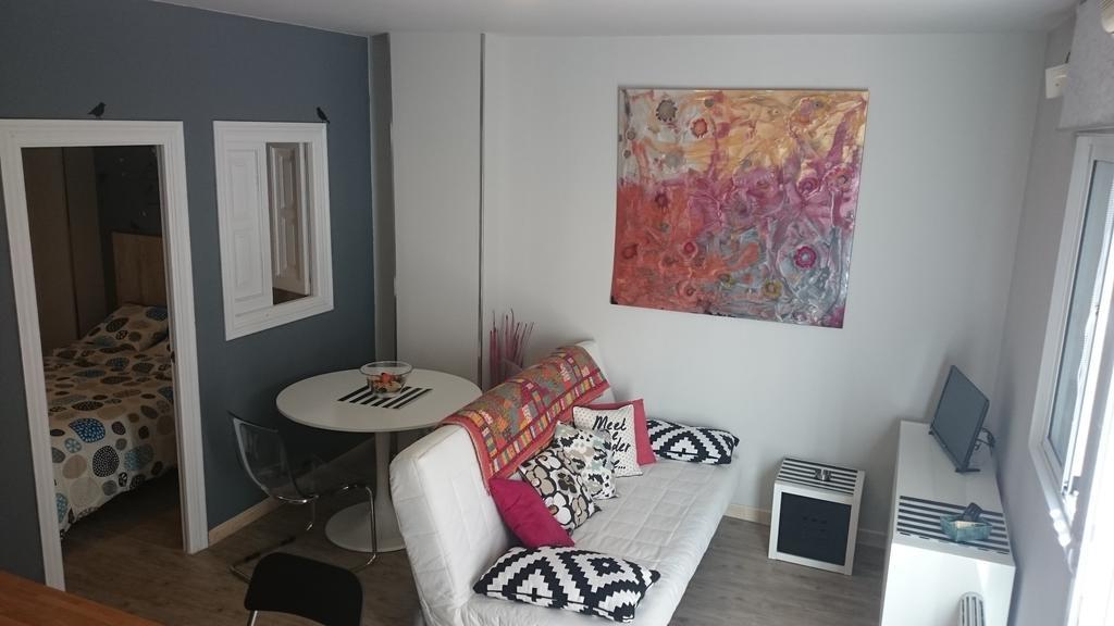 Apartamento Cigueena サラゴサ エクステリア 写真